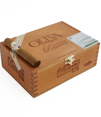 Oliva Connecticut Reserve Petit Corona