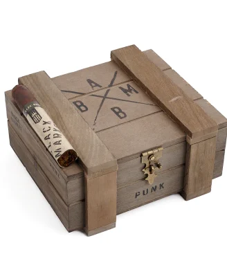 Alec Bradley Black Market Punk Petit Corona